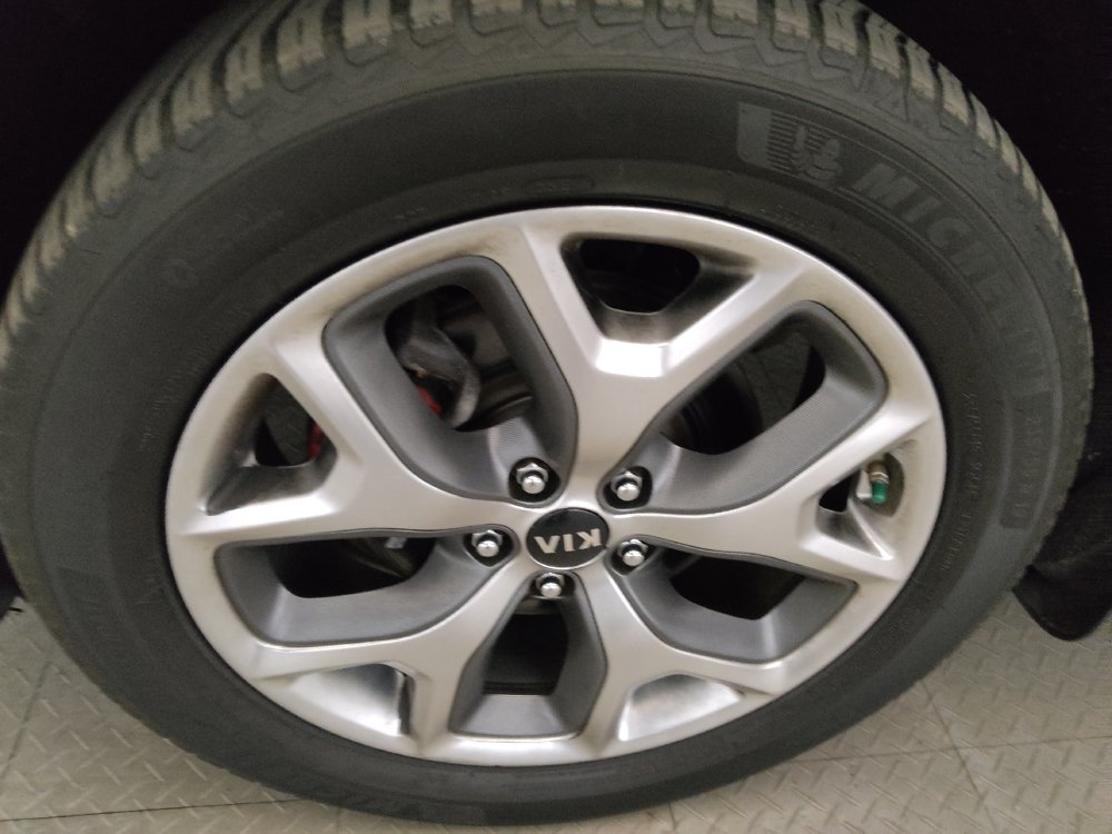 Used 2019 Kia Sorento SX AWD/4WD image 31
