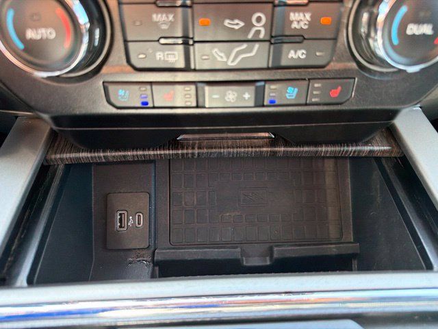 Used 2020 Ford F250 Lariat w/ Lariat Ultimate Package AWD/4WD image 17