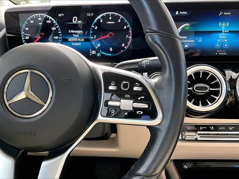 Used 2022 Mercedes-Benz GLA 250 GLA 250 image 25