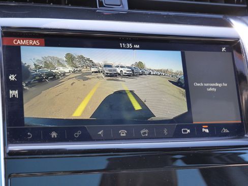 Used 2020 Land Rover Discovery Sport HSE R-Dynamic image 35