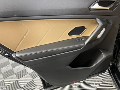 Used 2023 Volkswagen Tiguan SE image 30