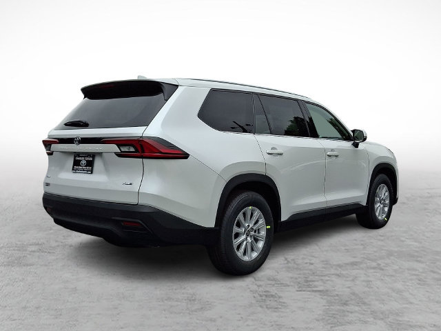 New 2026 Toyota Grand Highlander XLE FWD image 4