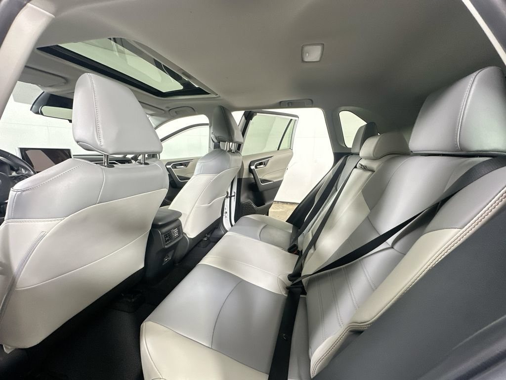 Used 2024 Toyota RAV4 XLE Premium FWD image 15