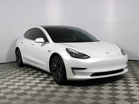 Used 2019 Tesla Model 3 Standard Range Plus image 21
