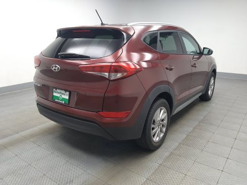 Used 2017 Hyundai Tucson SE w/ SE Popular Package 02 FWD image 9