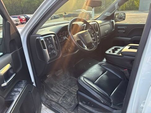 Used 2018 Chevrolet Silverado 1500 LT w/ All Star Edition AWD/4WD image 12