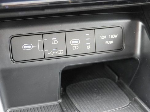 New 2025 Hyundai Santa Cruz Limited image 16