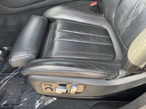 Used 2023 BMW X6 xDrive40i w/ M Sport Package image 4