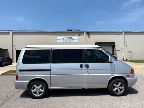 Used 2003 Volkswagen Eurovan MV image 10