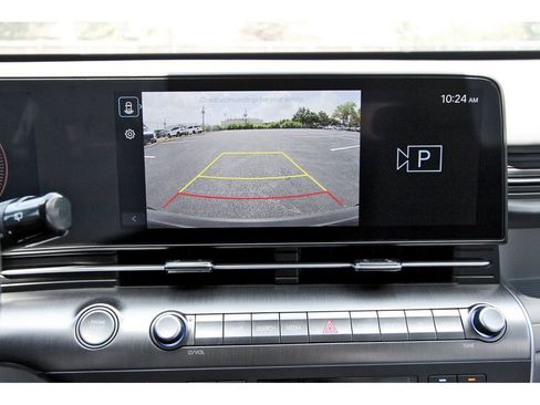 Certified 2025 Hyundai Kona SEL image 13