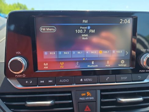 Used 2023 Nissan Altima 2.5 S FWD image 17