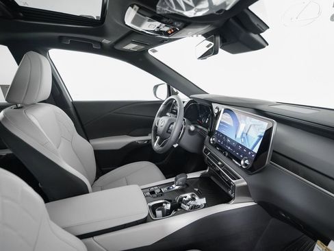 New 2026 Lexus RX 350 F Sport AWD/4WD image 18