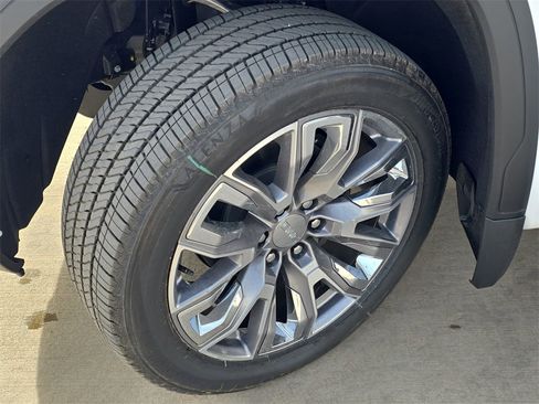 New 2026 GMC Sierra 1500 Denali w/ Denali Reserve Package image 32