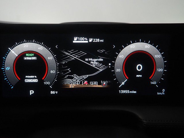 Used 2024 Nissan Ariya Evolve+ FWD image 19