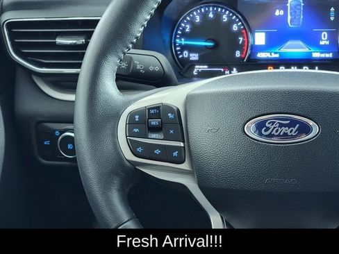 Used 2023 Ford Explorer XLT w/ Equipment Group 202A AWD/4WD image 27