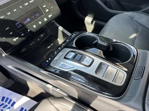 Used 2023 Hyundai Tucson Limited image 45