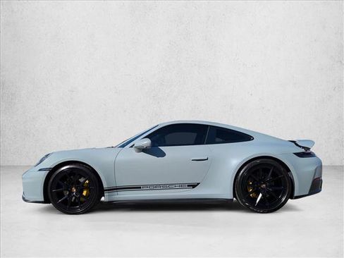 Used 2025 Porsche 911 Carrera image 8