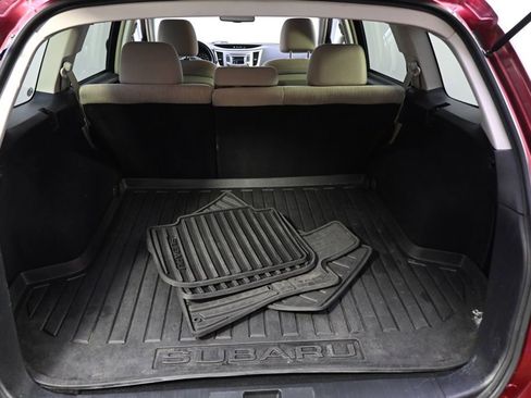 Used 2014 Subaru Outback 2.5i Premium image 16