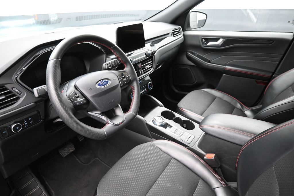 Used 2025 Ford Escape ST-Line Select AWD/4WD image 20