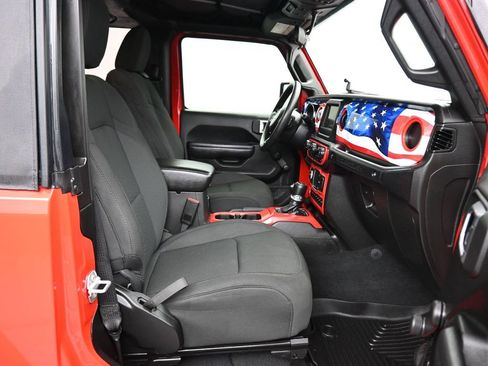 Used 2022 Jeep Wrangler Sport image 36