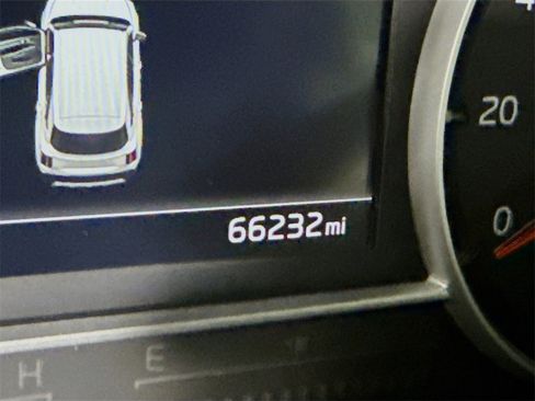 Used 2022 Kia Sorento S w/ Panoramic Sunroof Package image 5