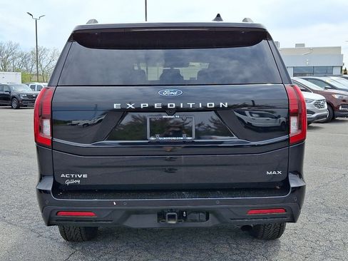 Used 2025 Ford Expedition Max Active AWD/4WD image 5