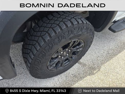 Used 2025 Chevrolet Silverado 1500 ZR2 image 14