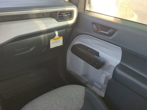 Used 2025 Ford Maverick XLT w/ XLT Luxury Package image 17