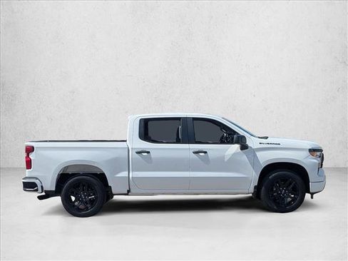 Used 2024 Chevrolet Silverado 1500 Custom w/ Dark Appearance Package RWD image 4