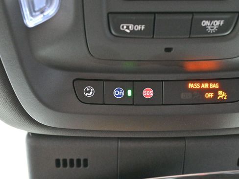 Certified 2025 Cadillac CT5 V RWD image 28