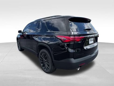 Certified 2023 Chevrolet Traverse RS FWD image 4