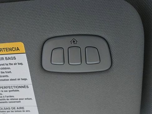 Used 2022 Ford Explorer XLT w/ Equipment Group 202A image 40