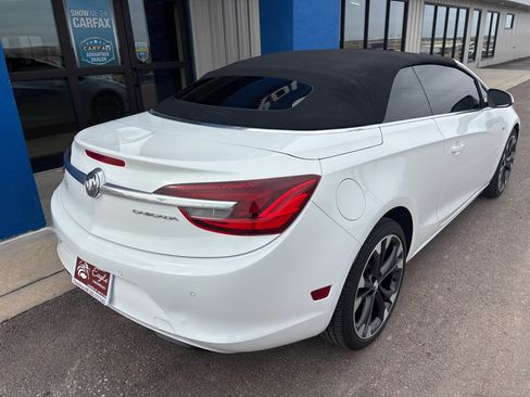 Used 2019 Buick Cascada Premium image 7
