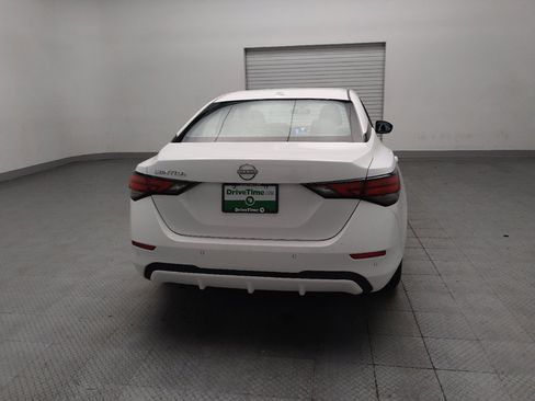 Used 2025 Nissan Sentra SV FWD image 7