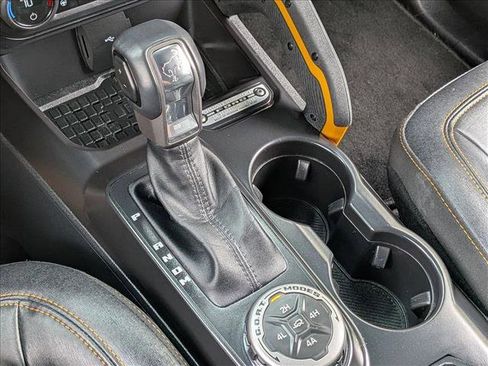 Used 2024 Ford Bronco Badlands image 10