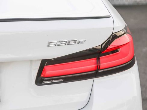 Certified 2023 BMW 530e 530e w/ M Sport Package image 7