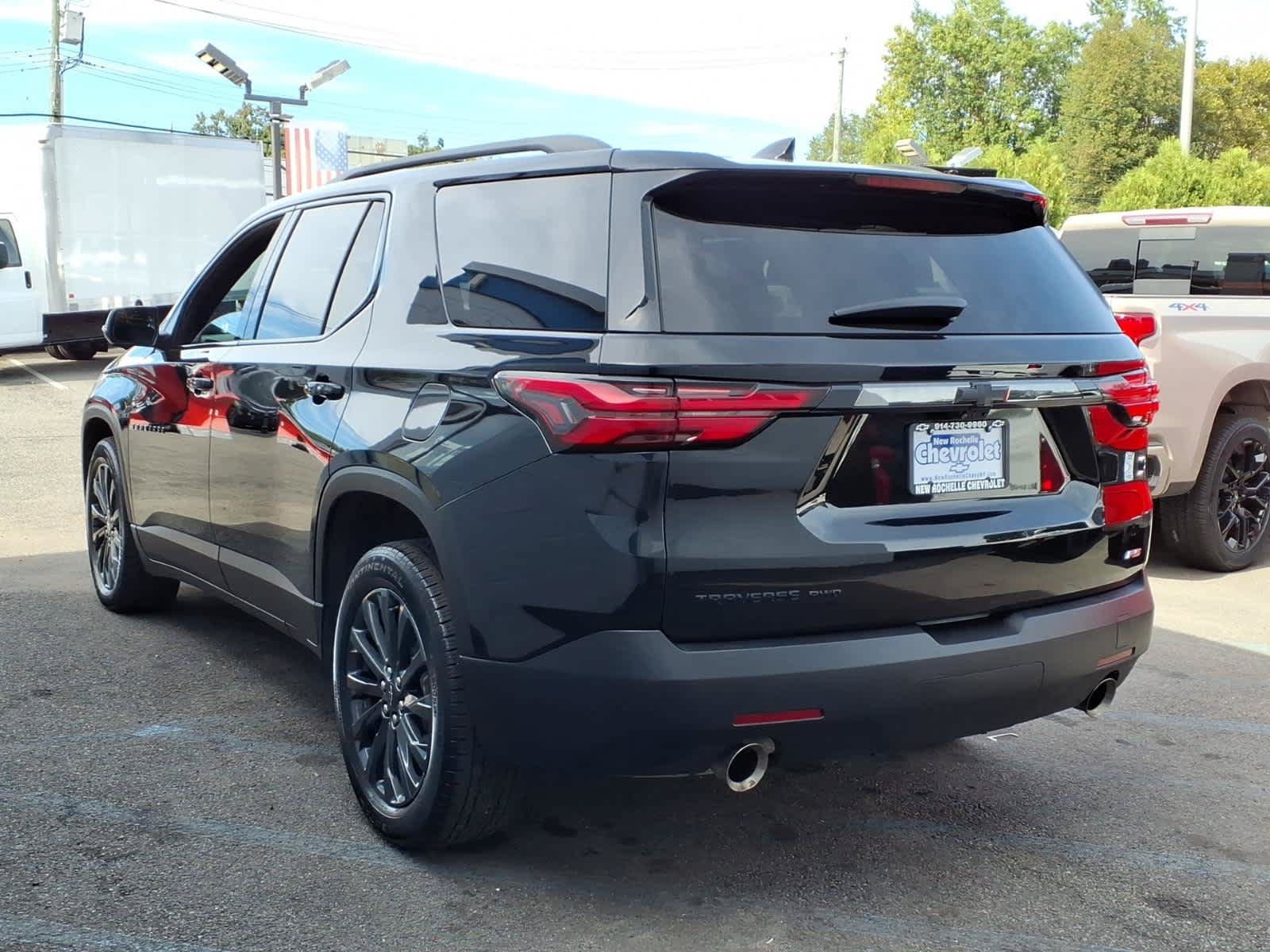 Used 2023 Chevrolet Traverse RS AWD/4WD image 4