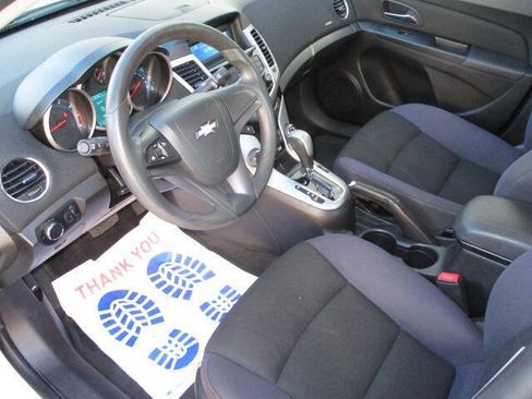 Used 2014 Chevrolet Cruze LT image 29