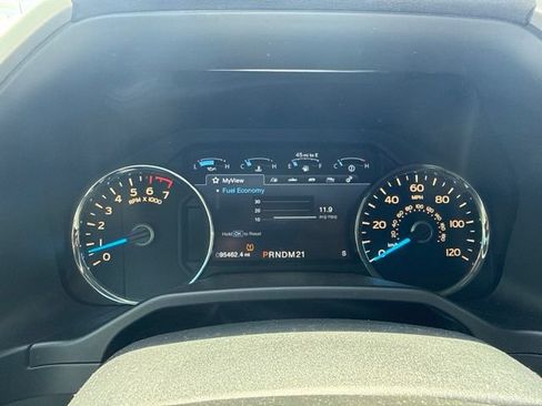 Used 2015 Ford F150 Lariat RWD image 7