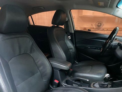 Used 2016 Kia Rio SX image 16