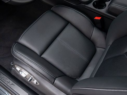 New 2026 Porsche Macan Turbo AWD/4WD image 16