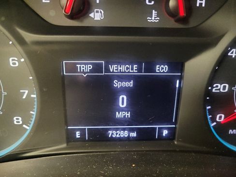 Used 2021 Chevrolet Equinox LS FWD image 23