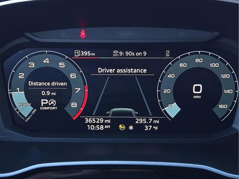 Used 2024 Audi Q3 2.0T Premium image 19