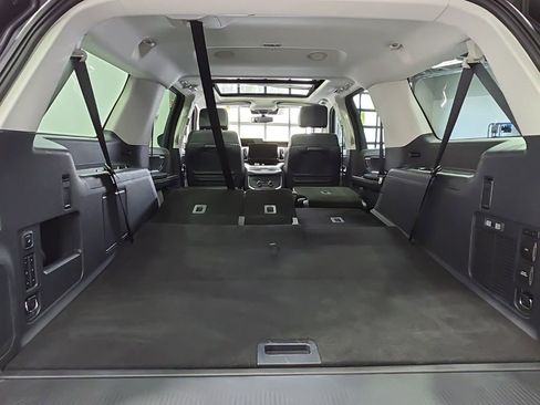 Used 2025 Ford Expedition Max Platinum AWD/4WD image 44