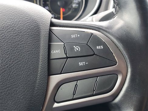 Used 2020 Jeep Cherokee Latitude Lux w/ Quick Order Package 26H Lux image 20