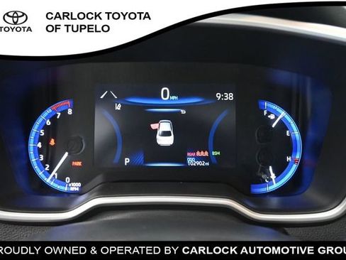 Used 2020 Toyota Corolla XSE FWD image 19