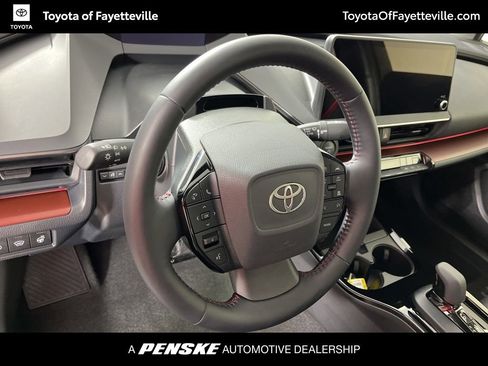Used 2024 Toyota Prius Prime XSE Premium image 30
