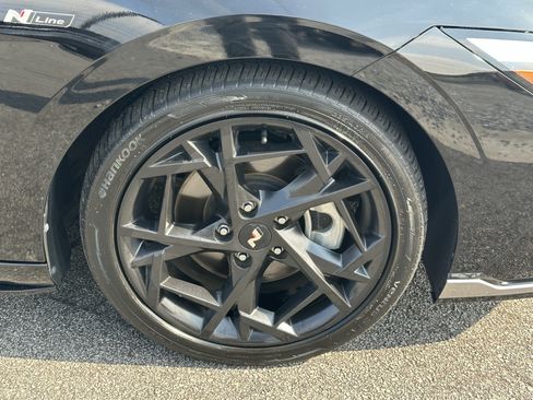 Used 2025 Hyundai Elantra N Line FWD image 13