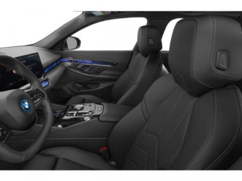 New 2026 BMW i5 eDrive40 image 11