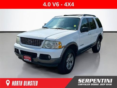 Used 2005 Ford Explorer XLT AWD/4WD image 1